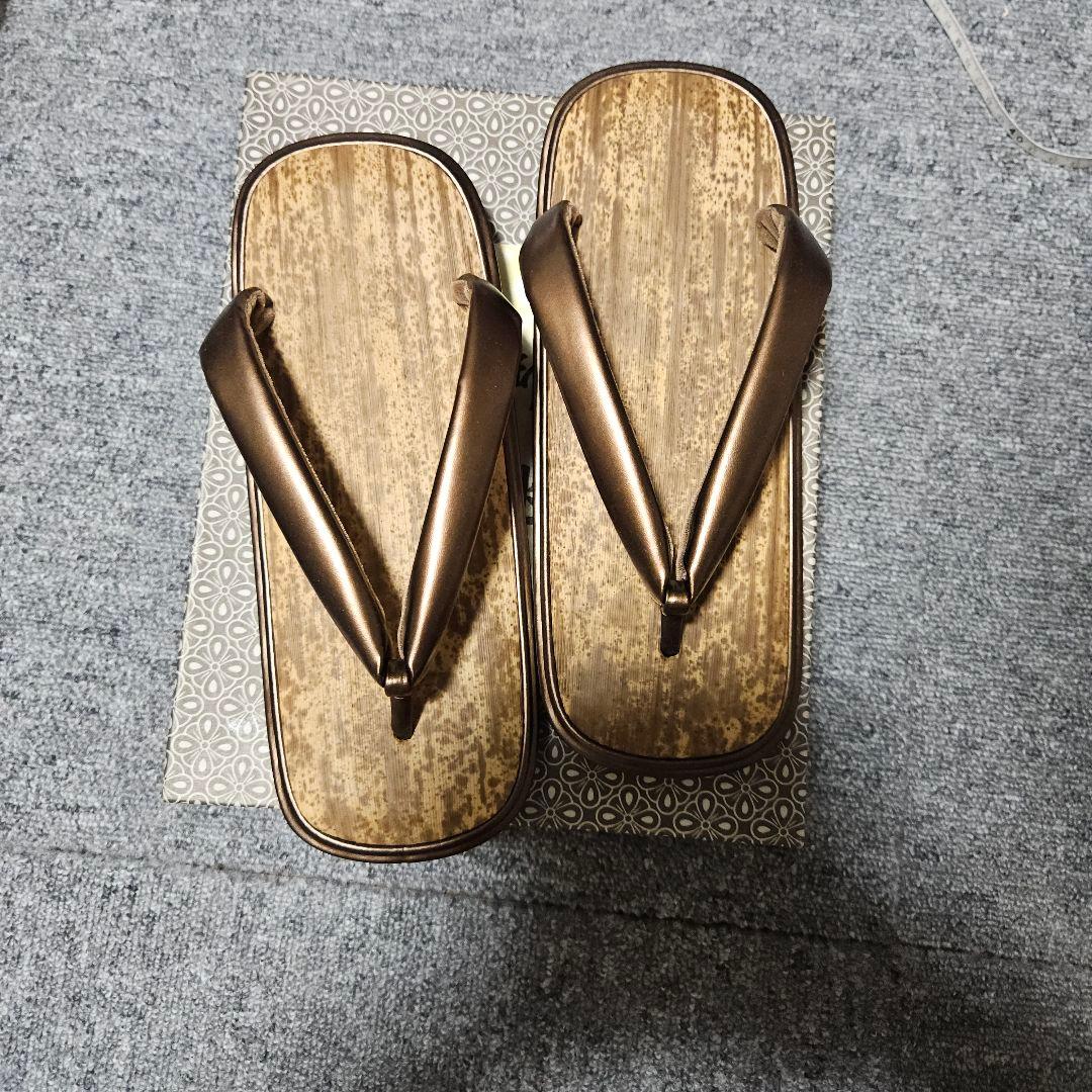 最高級の雪駄竹皮表菊の好み大阪