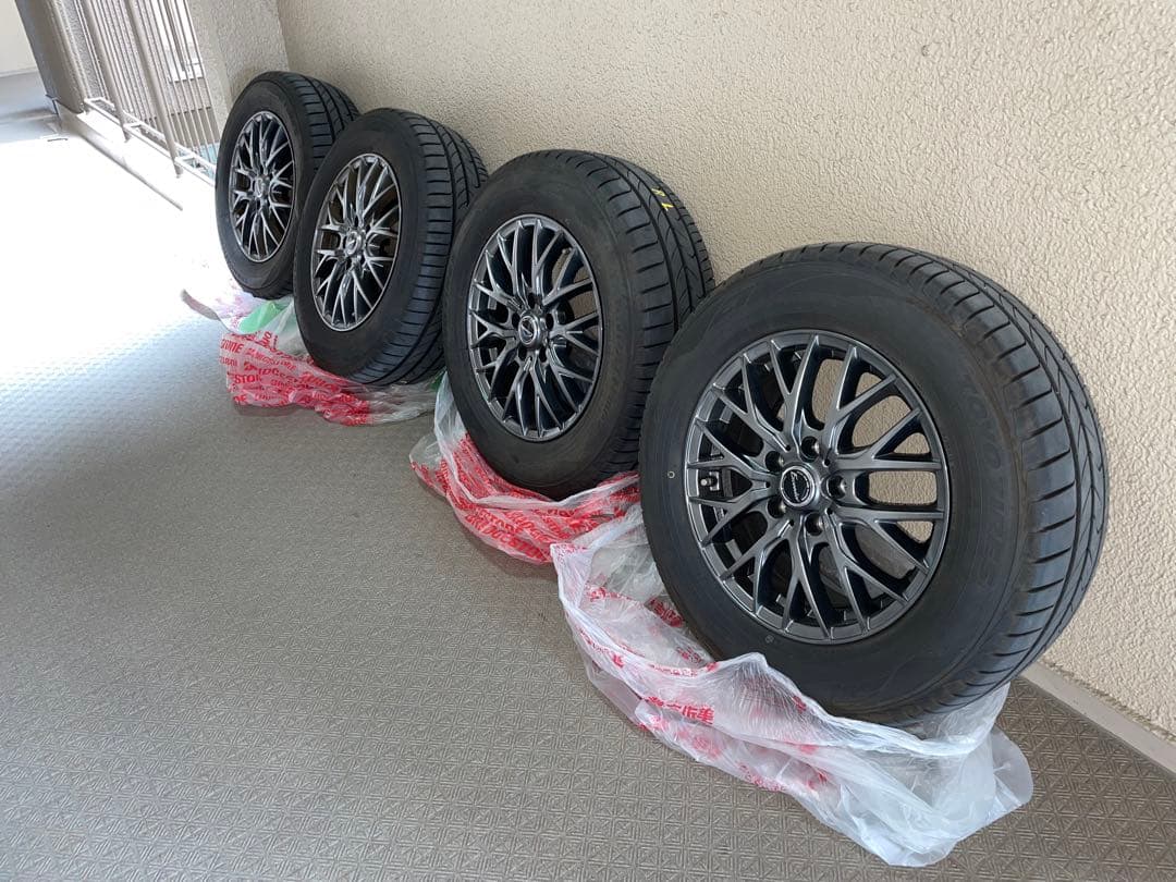 トーヨータイヤ  トランパス mp7  ホットスタッフ エクシーダ E05