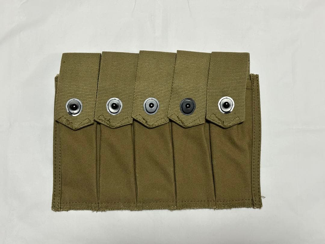 WWⅡアメリカ軍トンプソンM1A1サブマシンがショートマガジン用マガジンポーチ