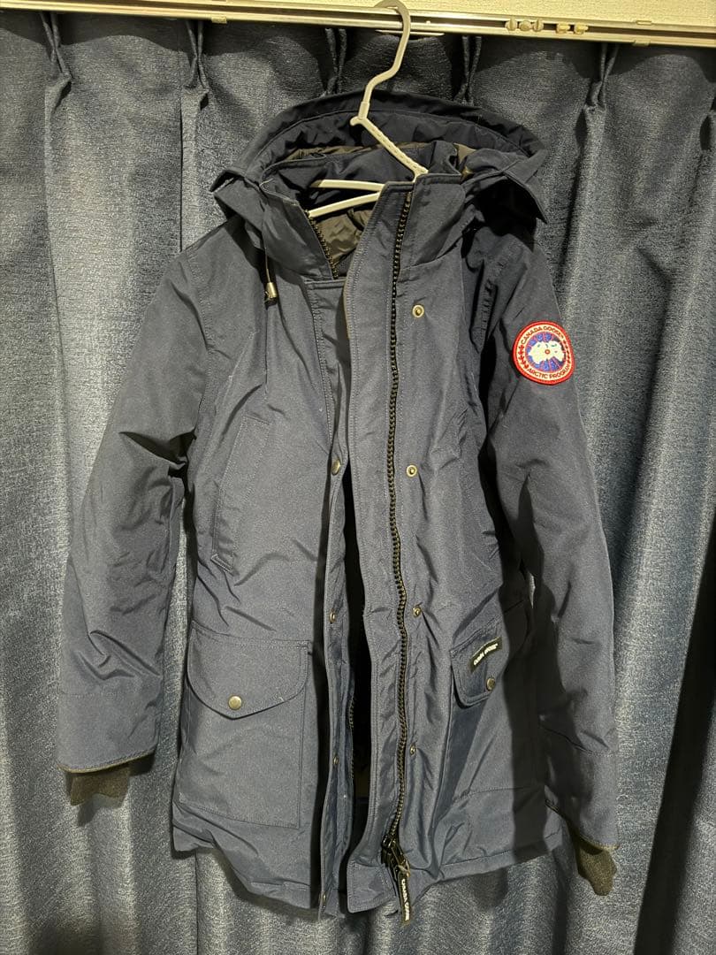 Canada Goose ネイビー ダウンジャケット
