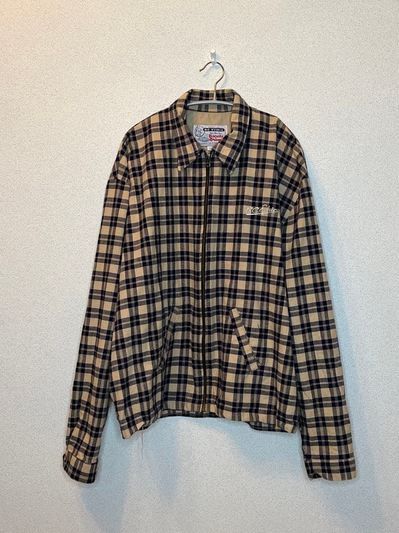 チェック上着